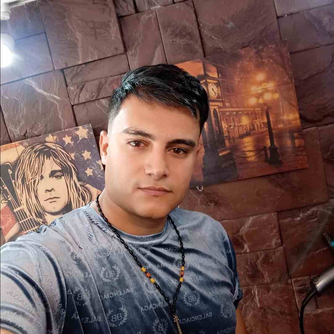 رامین کرمی چهارچوبه دل